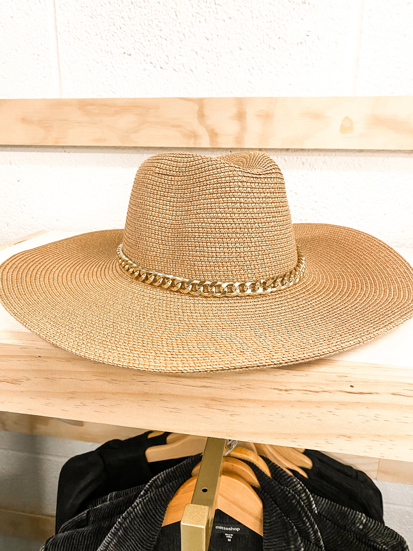Chain Strap Braided Fashion Sun Hat