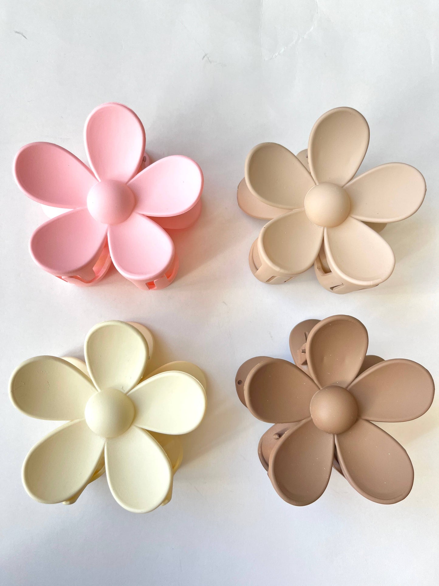 Large Flower Hair Claw Clips - Neapolitan