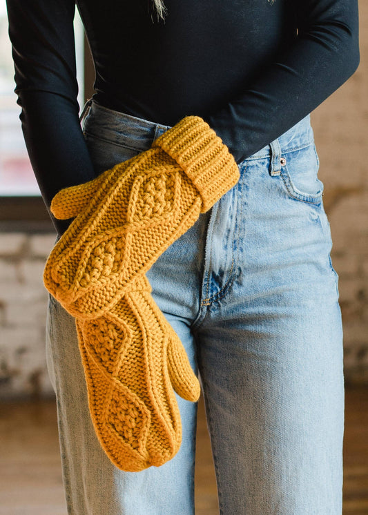 Cable-knit fleece-flined mittens